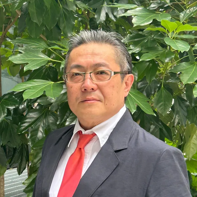 顧問 貞國 展広